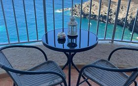 Relax Monis Incredible Ocean Views